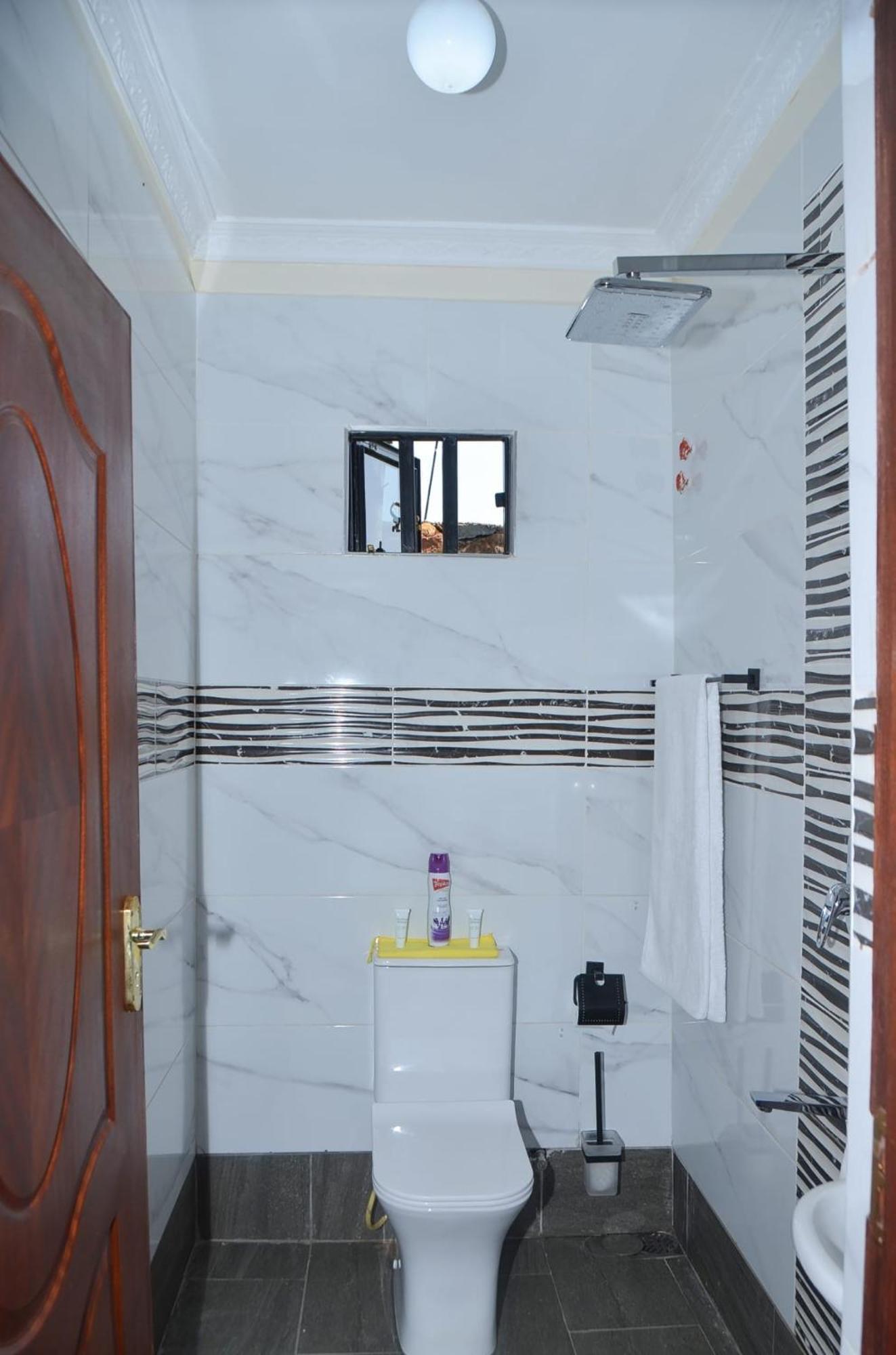 Prime Nomads Apartment Kisumu Bagian luar foto